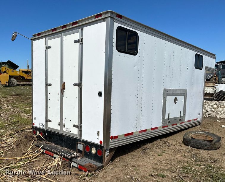 image for item DR5186 US Truck Bodies  box bed