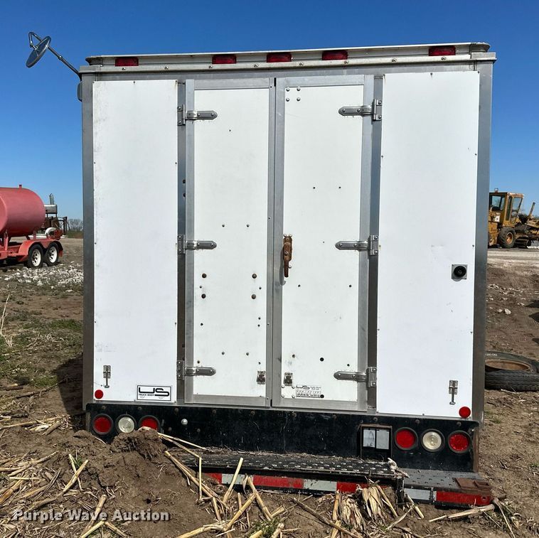 image for item DR5186 US Truck Bodies  box bed