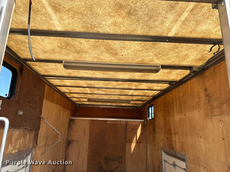 image for item DR5186 US Truck Bodies  box bed