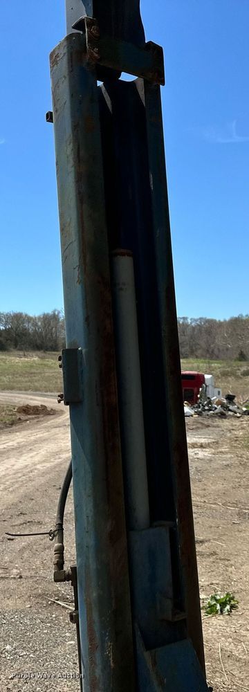 image for item DR5188 Rotary  two post automotive lift