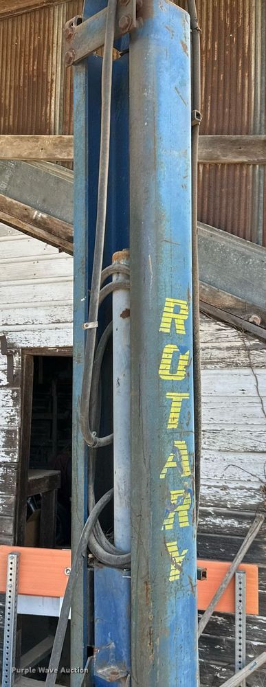 image for item DR5188 Rotary  two post automotive lift