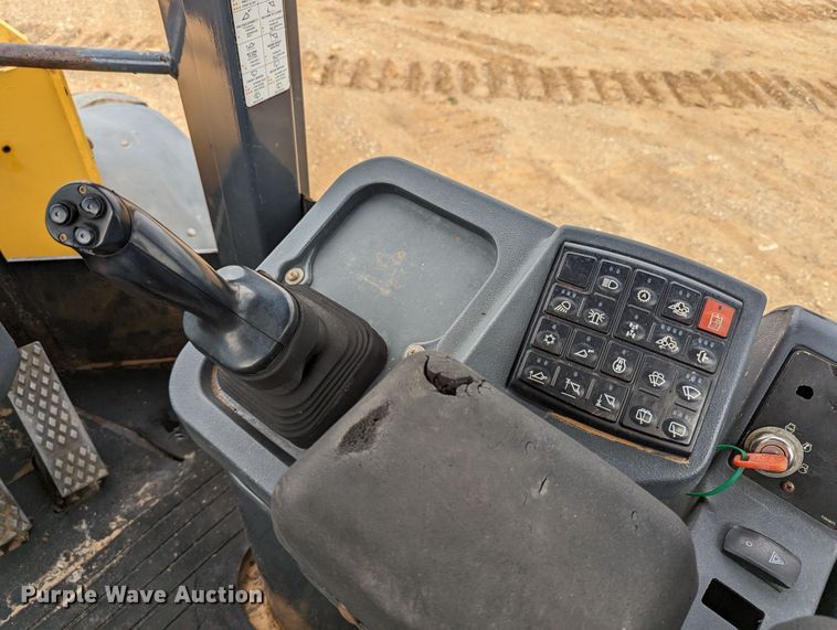 image for item DR6969 2006 John Deere 544J  wheel loader