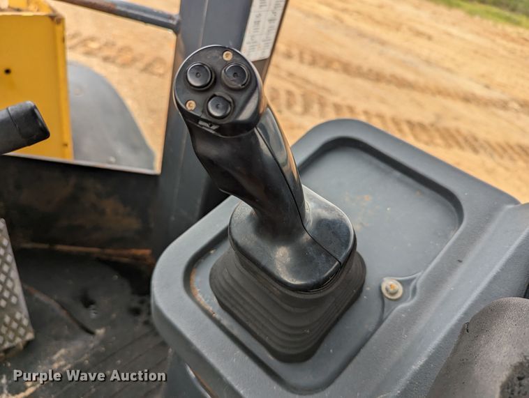 image for item DR6969 2006 John Deere 544J  wheel loader