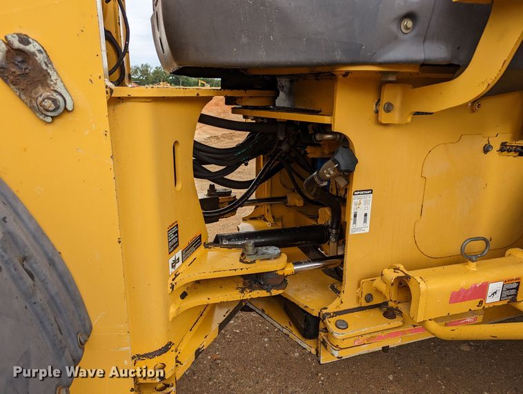 image for item DR6969 2006 John Deere 544J  wheel loader