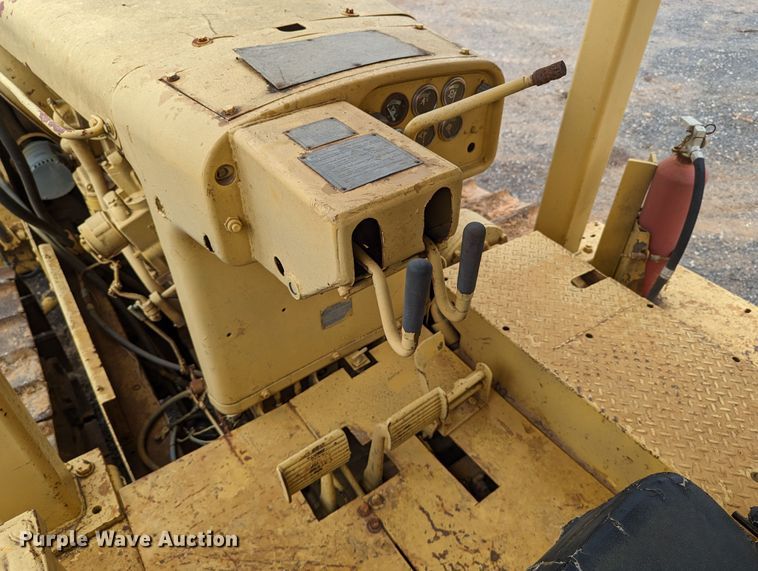 image for item DR6970 1971 Caterpillar D9G  dozer