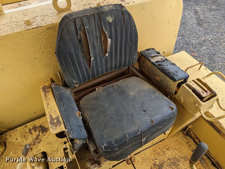 image for item DR6970 1971 Caterpillar D9G  dozer