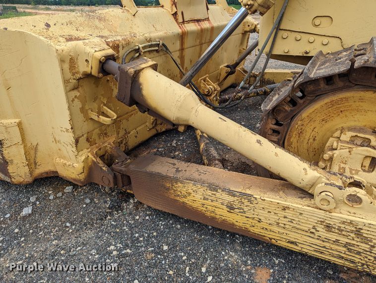 image for item DR6970 1971 Caterpillar D9G  dozer