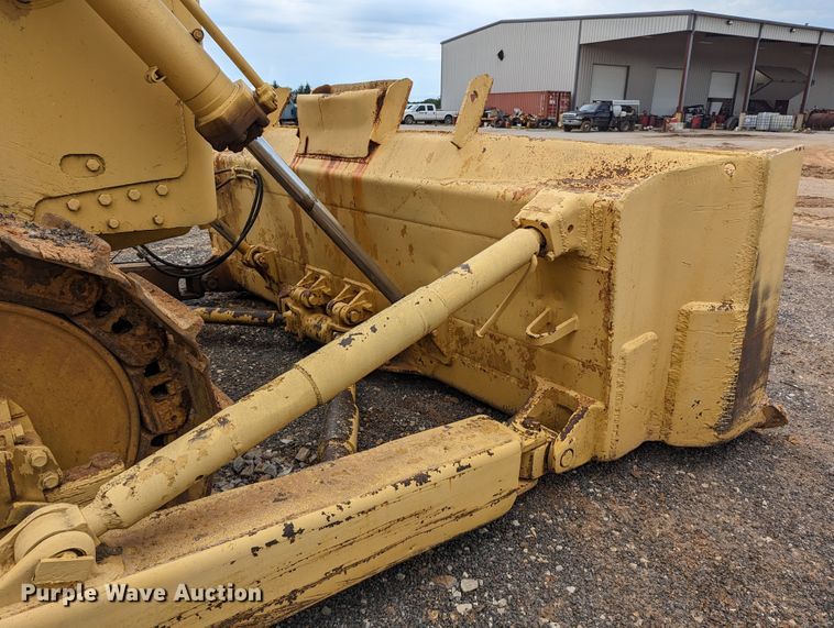 image for item DR6970 1971 Caterpillar D9G  dozer