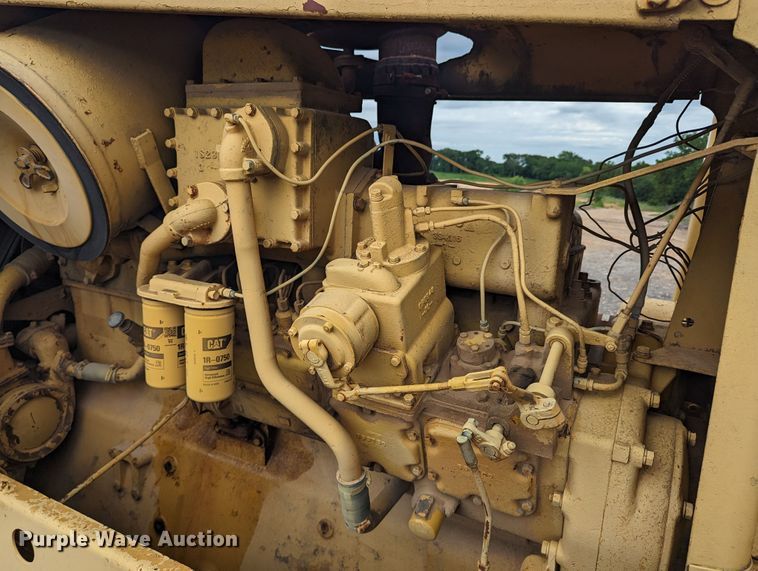 image for item DR6970 1971 Caterpillar D9G  dozer