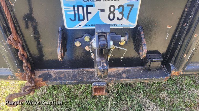image for item EB9765 1992 Ford L8000  winch truck