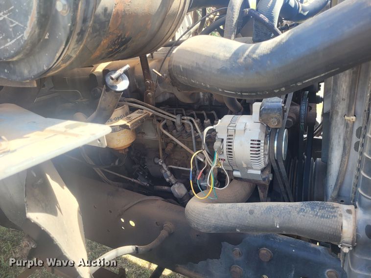 image for item EB9765 1992 Ford L8000  winch truck