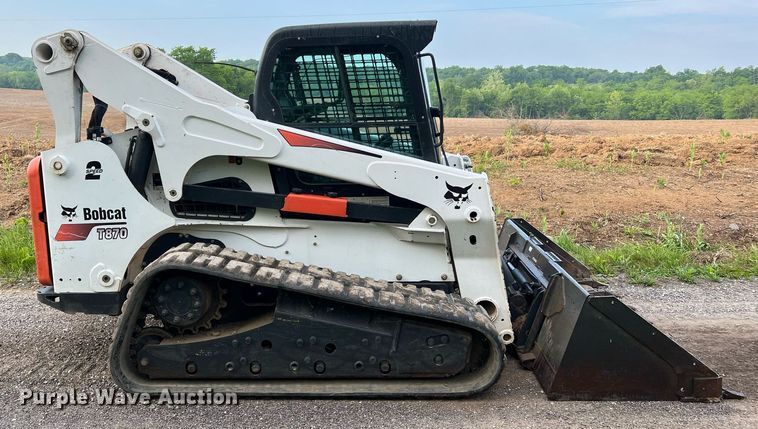 image for item II9033 2015 Bobcat T870  tracked skid steer loader