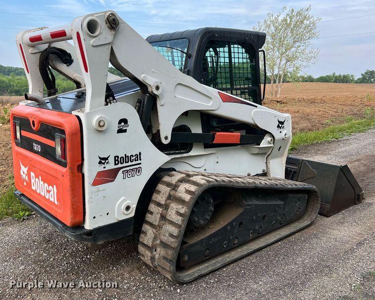 image for item II9033 2015 Bobcat T870  tracked skid steer loader