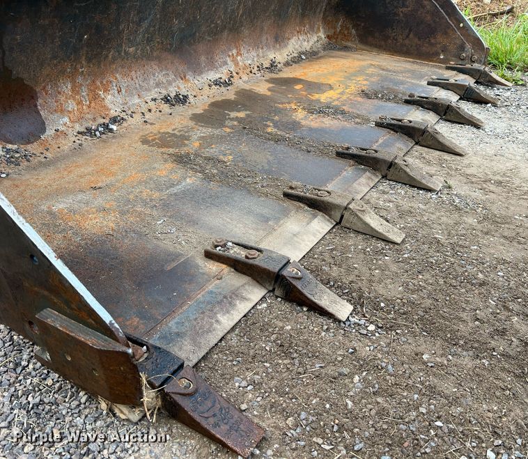 image for item II9033 2015 Bobcat T870  tracked skid steer loader