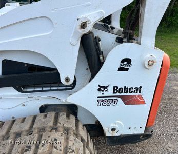 image for item II9033 2015 Bobcat T870  tracked skid steer loader