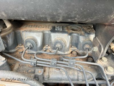 image for item II9033 2015 Bobcat T870  tracked skid steer loader