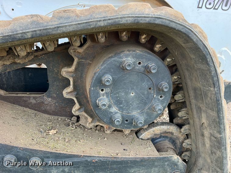 image for item II9033 2015 Bobcat T870  tracked skid steer loader
