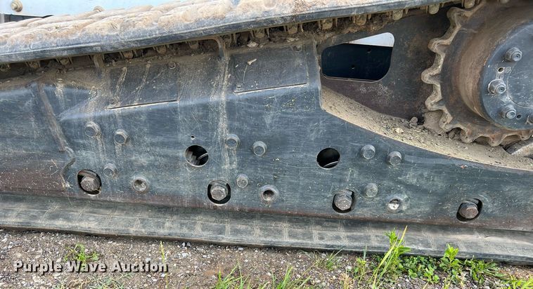 image for item II9033 2015 Bobcat T870  tracked skid steer loader