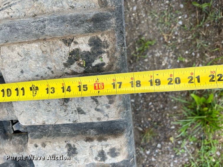 image for item II9033 2015 Bobcat T870  tracked skid steer loader