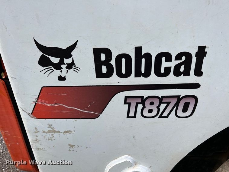 image for item II9033 2015 Bobcat T870  tracked skid steer loader