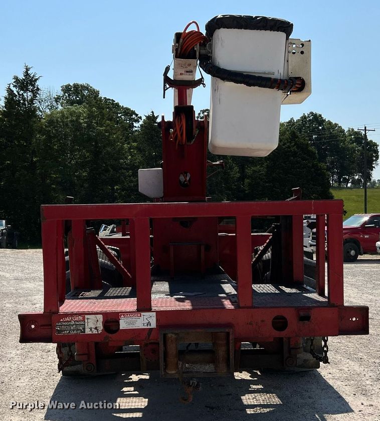 image for item II9059 Brown Bear 9116B  skidder