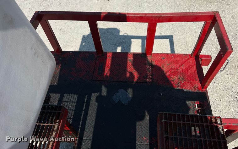 image for item II9059 Brown Bear 9116B  skidder