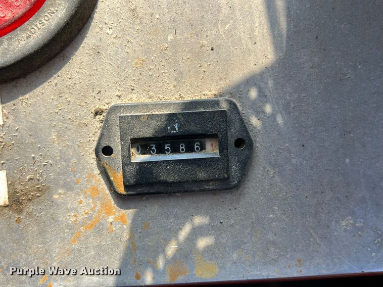 image for item II9059 Brown Bear 9116B  skidder