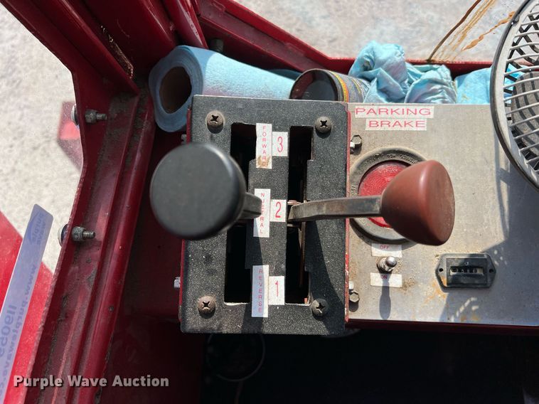 image for item II9059 Brown Bear 9116B  skidder