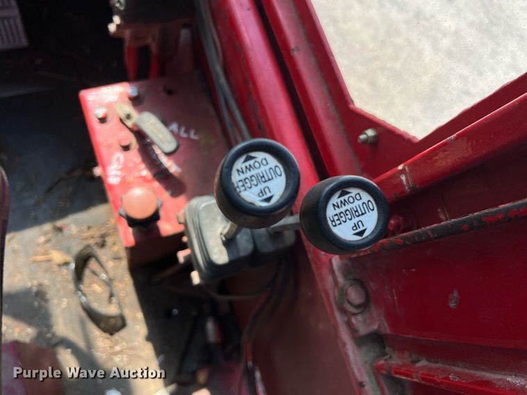 image for item II9059 Brown Bear 9116B  skidder