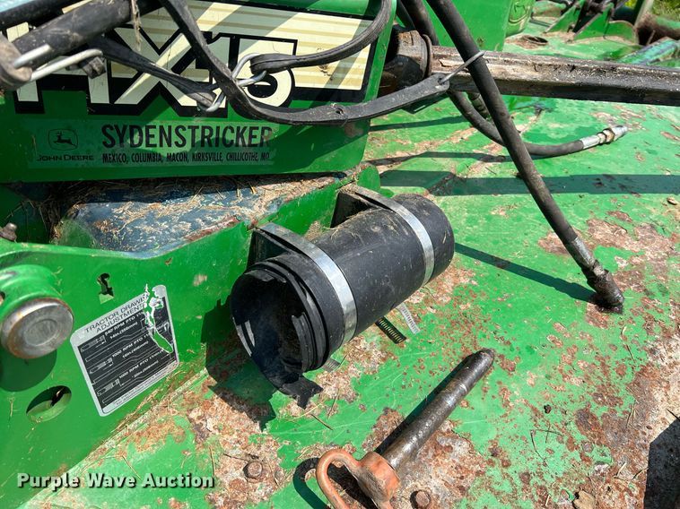 image for item II9062 (2) John Deere HX15 batwing rotary mower