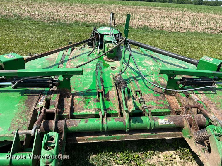 image for item II9062 (2) John Deere HX15 batwing rotary mower