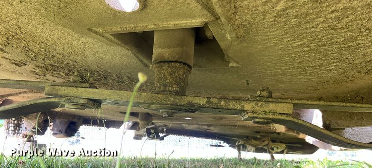 image for item II9062 (2) John Deere HX15 batwing rotary mower