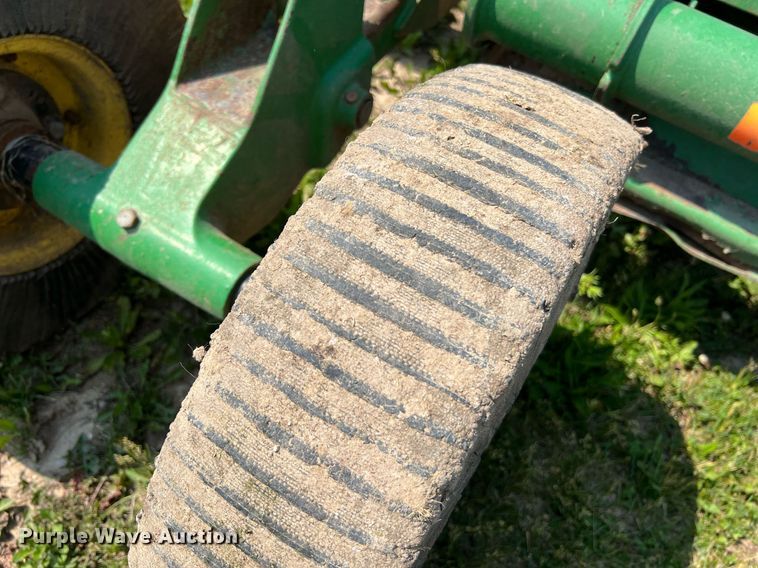 image for item II9062 (2) John Deere HX15 batwing rotary mower