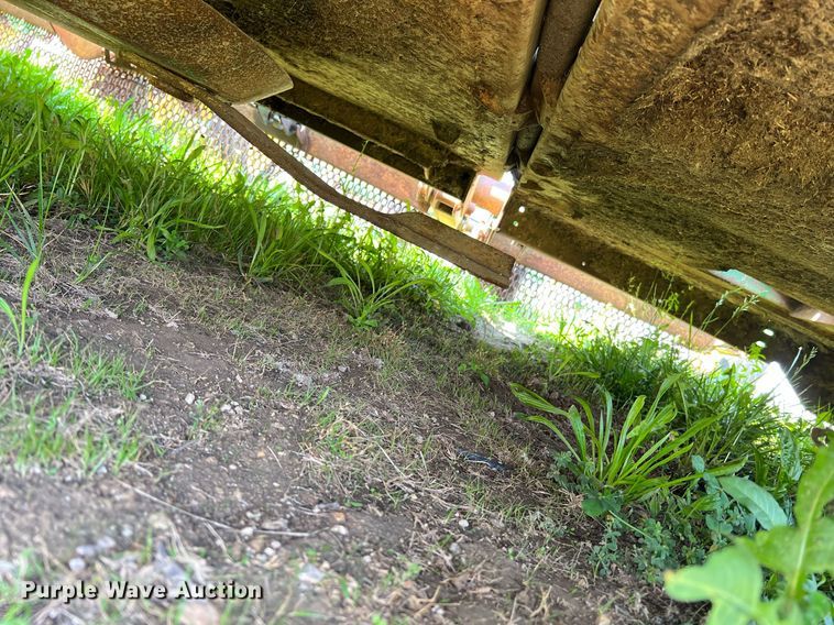 image for item II9062 (2) John Deere HX15 batwing rotary mower