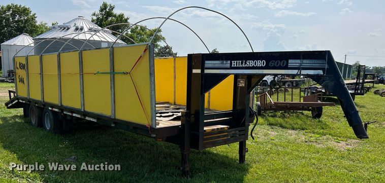image for item II9064 2001 Hillsboro 629-TD-BT  equipment trailer
