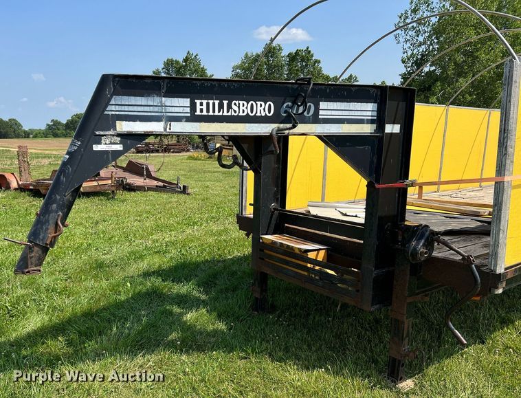 image for item II9064 2001 Hillsboro 629-TD-BT  equipment trailer