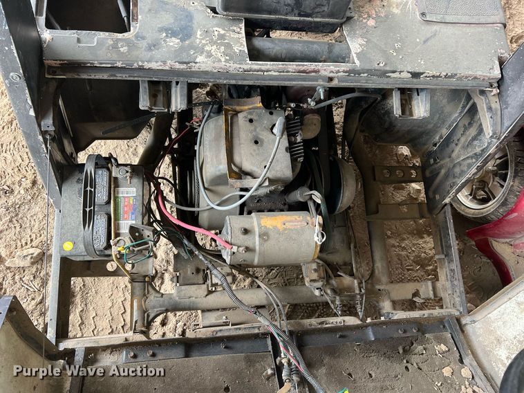 image for item II9068 (2) golf carts