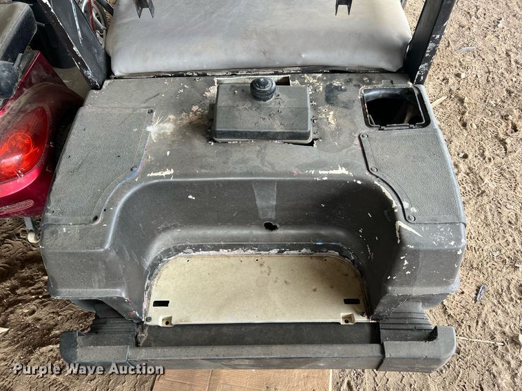 image for item II9068 (2) golf carts