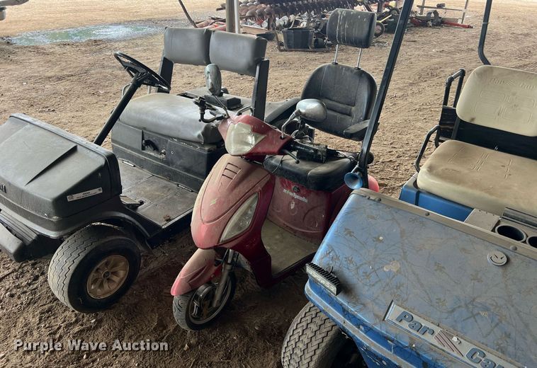 image for item II9068 (2) golf carts