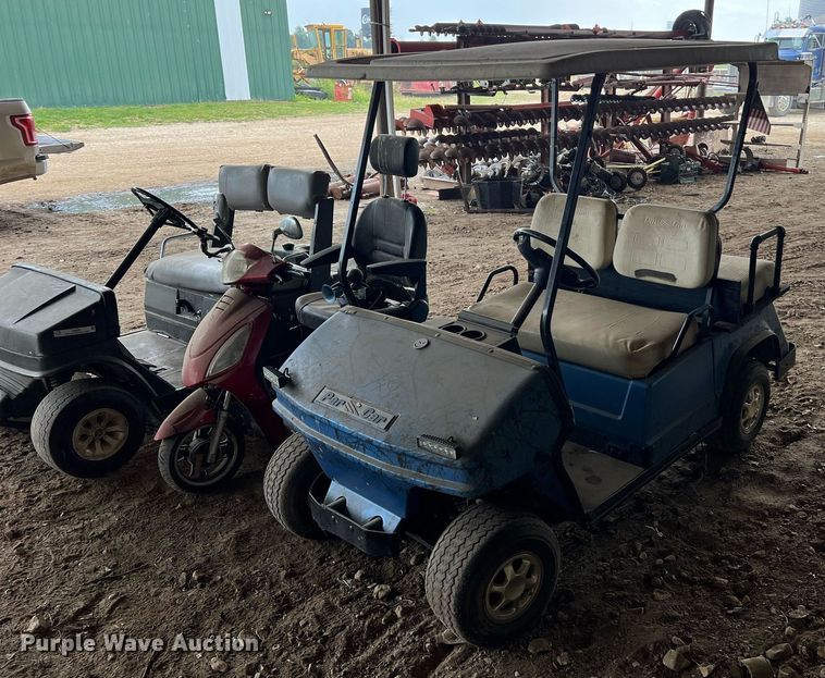 image for item II9068 (2) golf carts