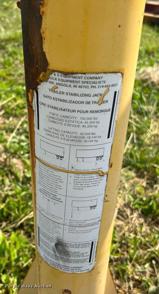 image for item II9076 (7) jack stands