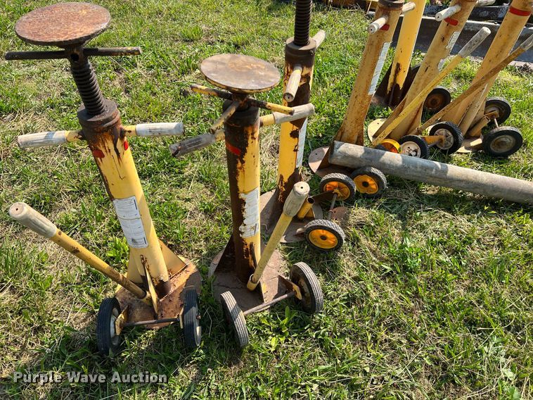 image for item II9076 (7) jack stands