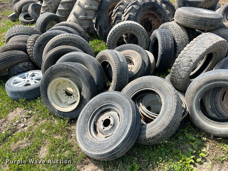 image for item II9078 Wheels and tires