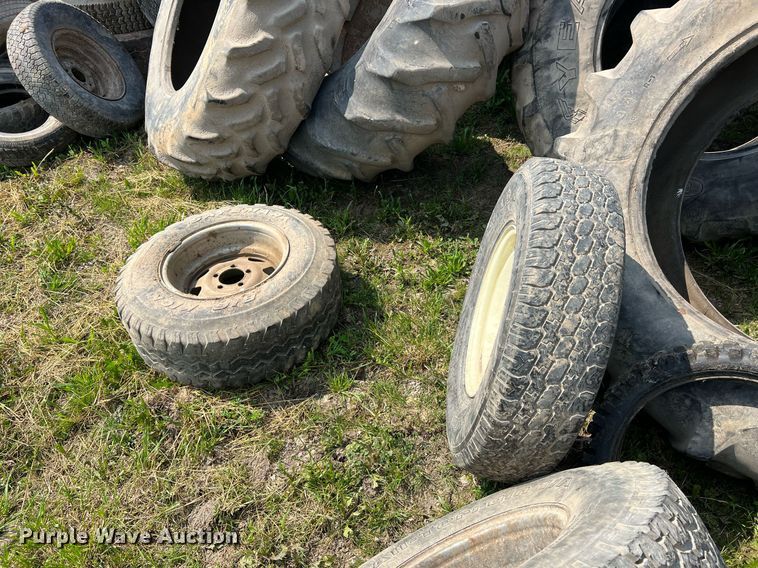 image for item II9078 Wheels and tires