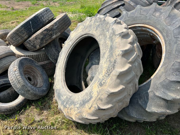 image for item II9078 Wheels and tires