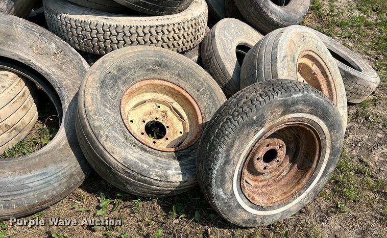 image for item II9078 Wheels and tires