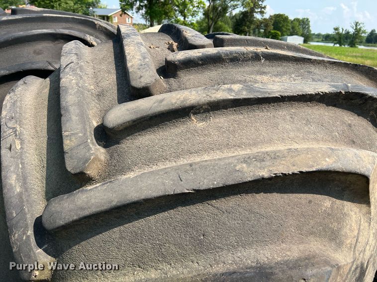 image for item II9078 Wheels and tires