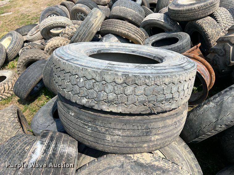 image for item II9078 Wheels and tires