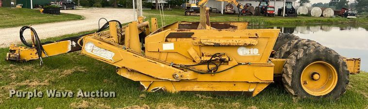 image for item II9080 Steiger 1410  scraper