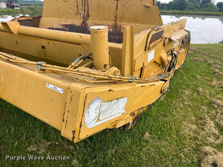 image for item II9080 Steiger 1410  scraper